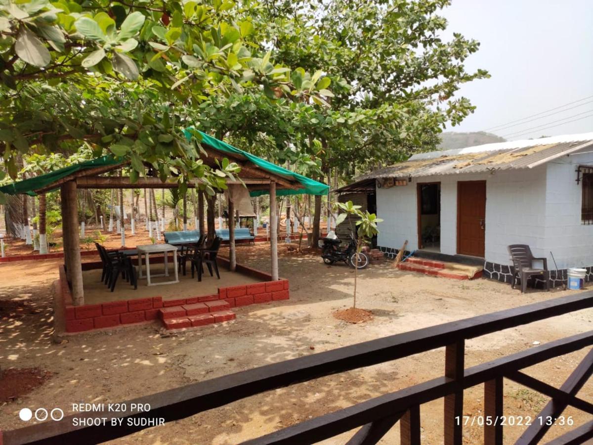 Vasant Lata Farm House Villa Barashiv Екстериор снимка